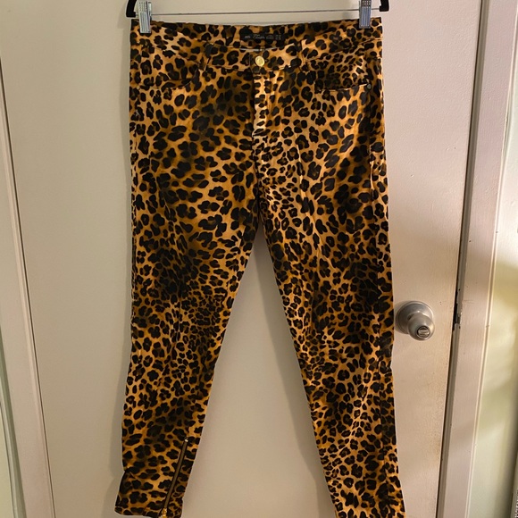 Zara leopard print stretchy skinny pants, size 8 - Picture 3 of 6